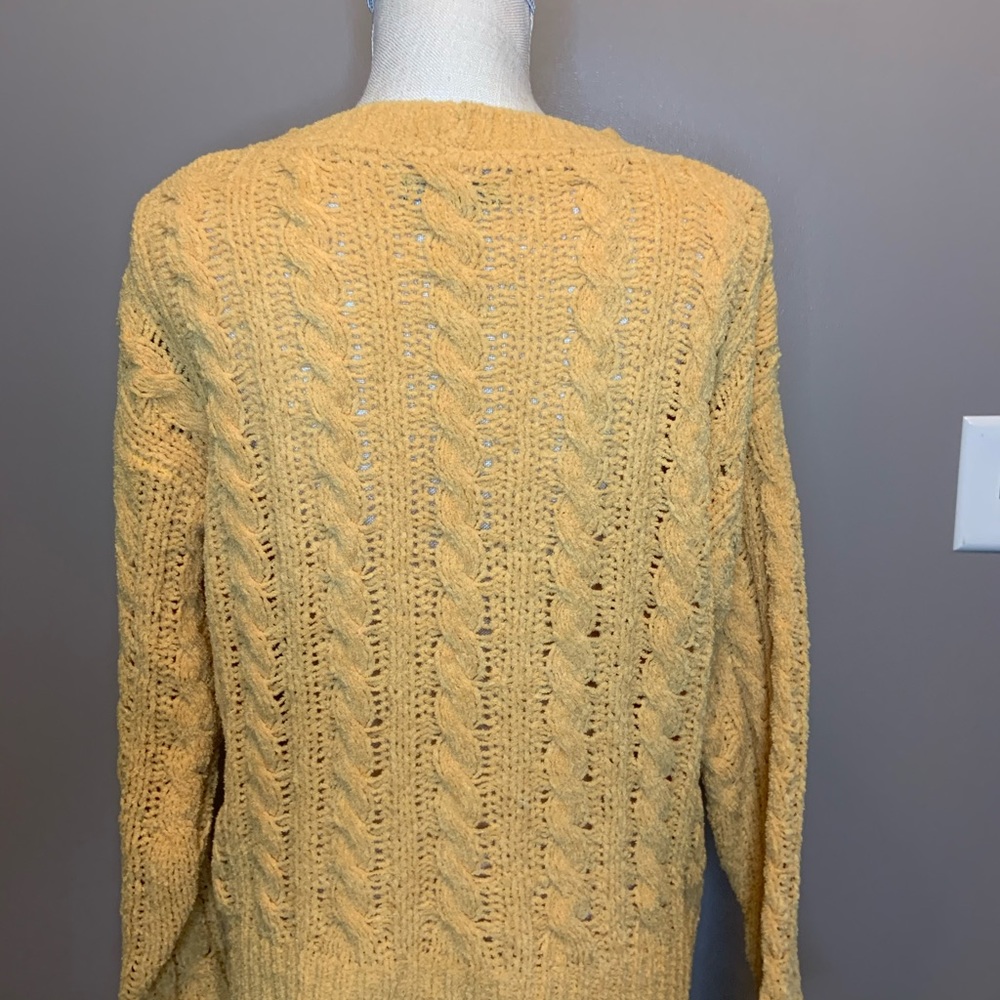 American Eagle Outfitters‎ sweater - Picture 3 of 5